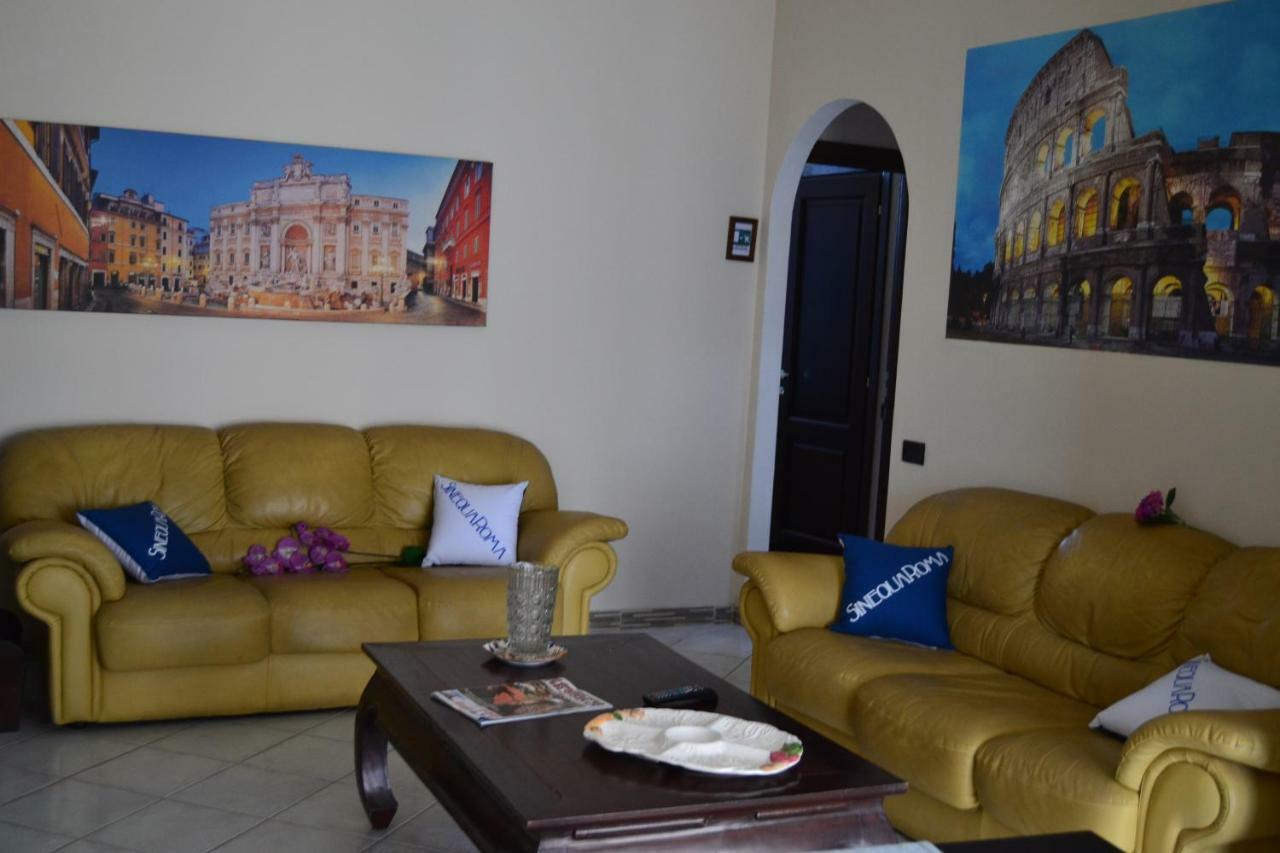 Hotel SinequaRoma Casal Palocco Esterno foto